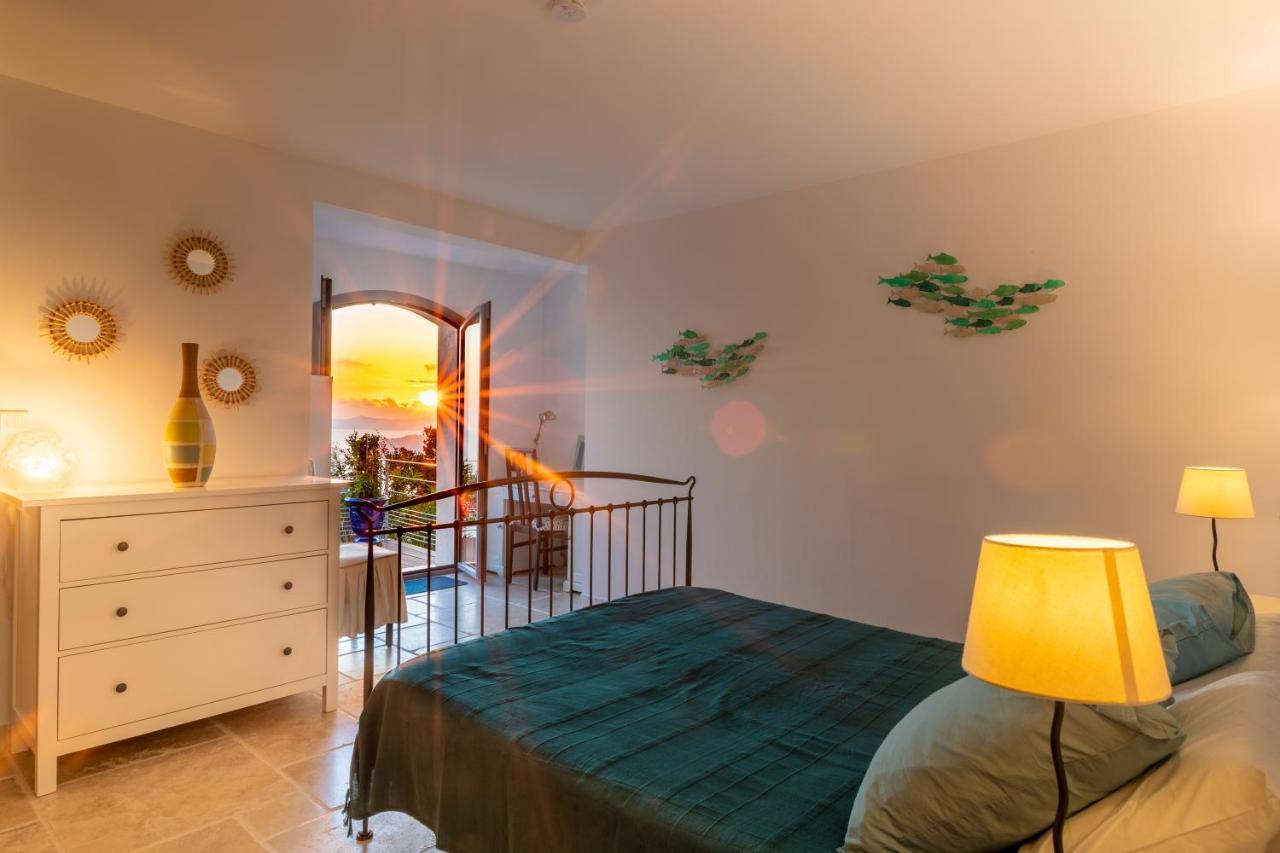 Vistazur Luxueux Appartement Avec Terrasse Et Piscine Le Le Rayol-Canadel-sur-Mer Exteriör bild
